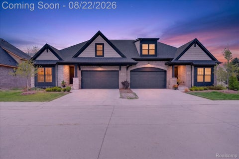 Photo of 2020 Breckenridge Court, Rochester Hills City, MI 48307 (MLS # 20261065197)