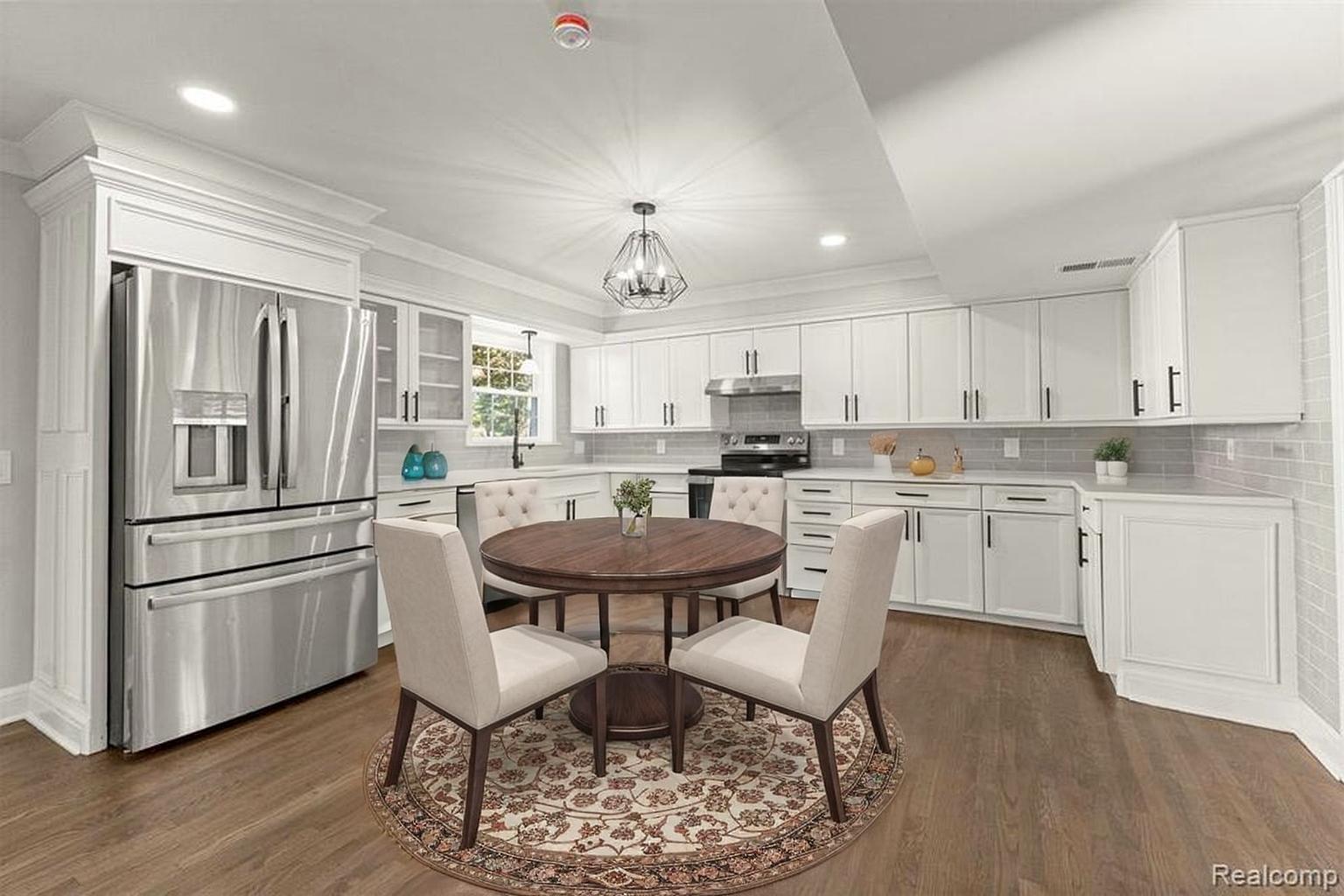 3158 Lafayette Drive