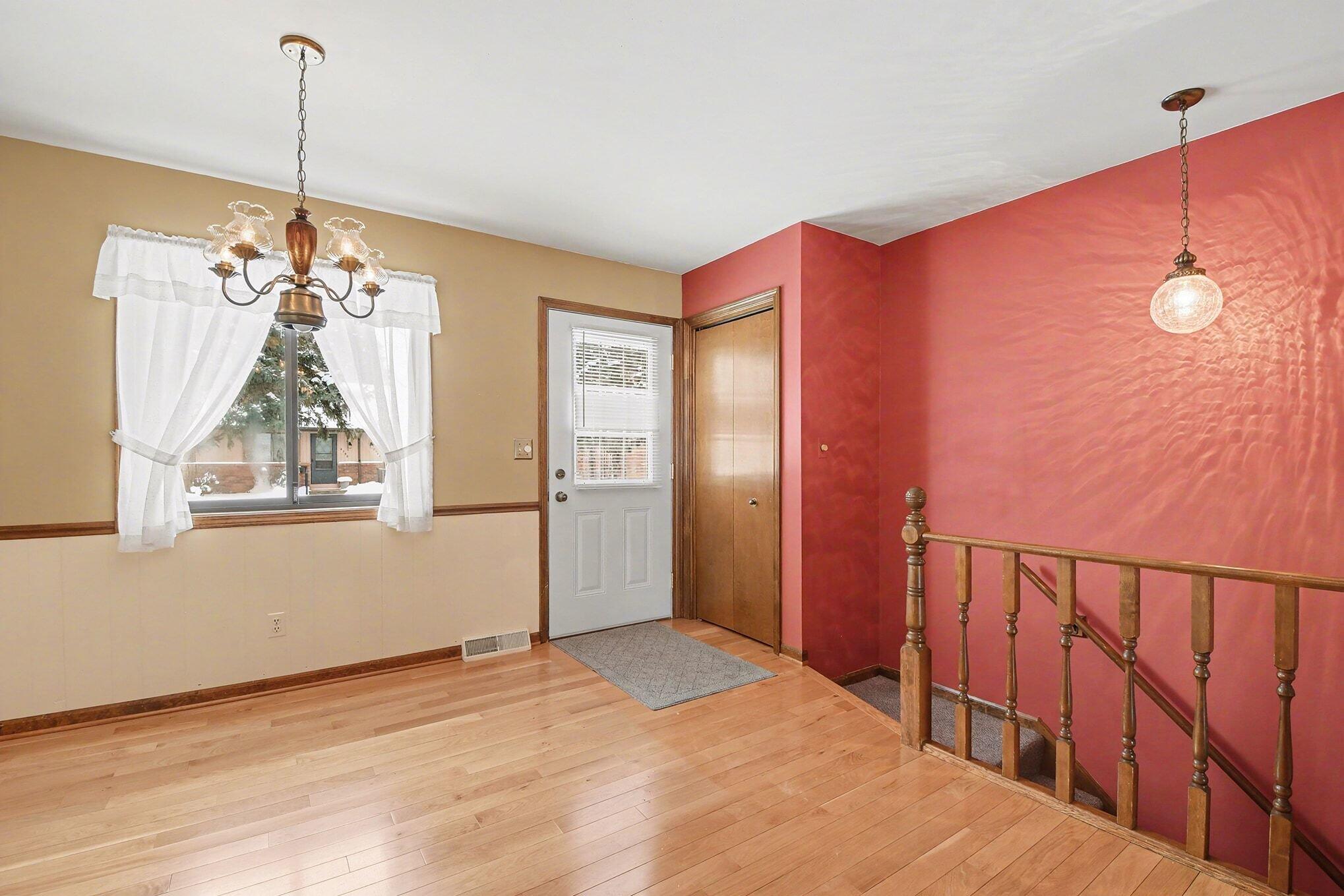 8532 Elkwood Drive SW