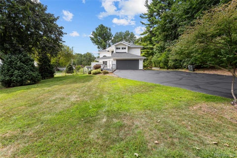 Photo of 6552 Orion Road, Rochester Hills City, MI 48306 (MLS # 20261076102)