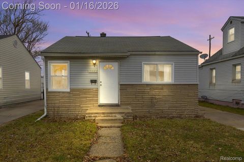 13983 Hobart Avenue Warren City MI 48089