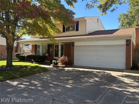 42213 NIAGARA DR, STERLING HEIGHTS, MI 48313 - Image 194d81aa0bb5c5beacaee57804f972a2/4091315744