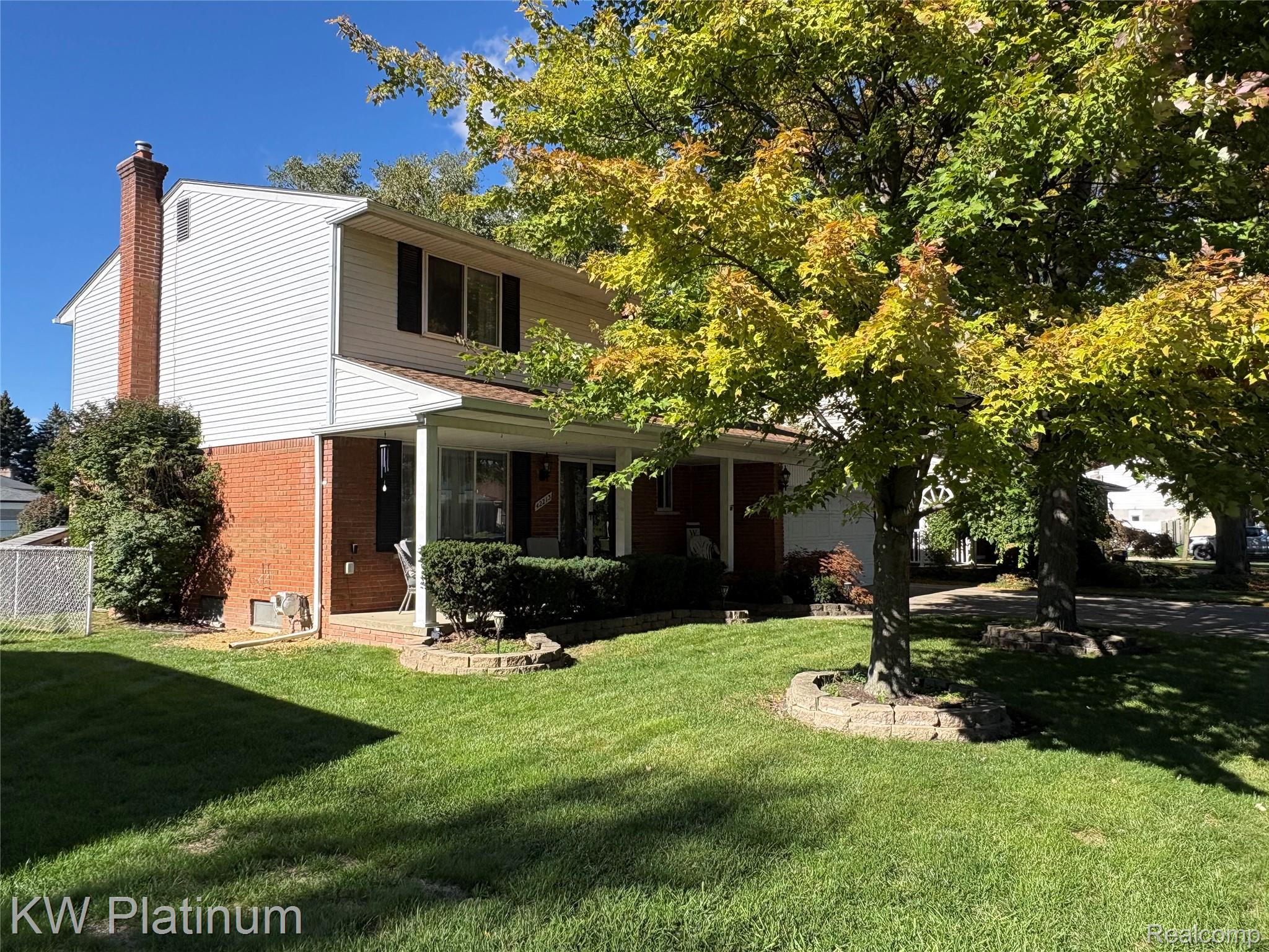 42213 Niagara Drive