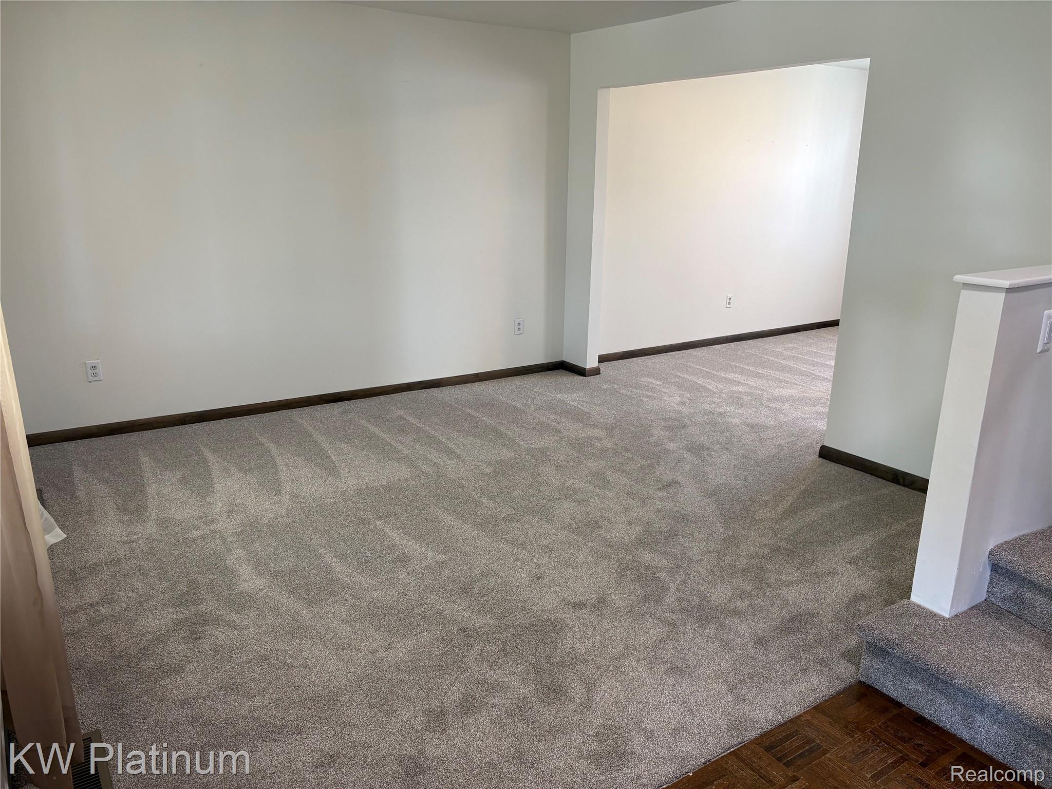42213 Niagara Drive