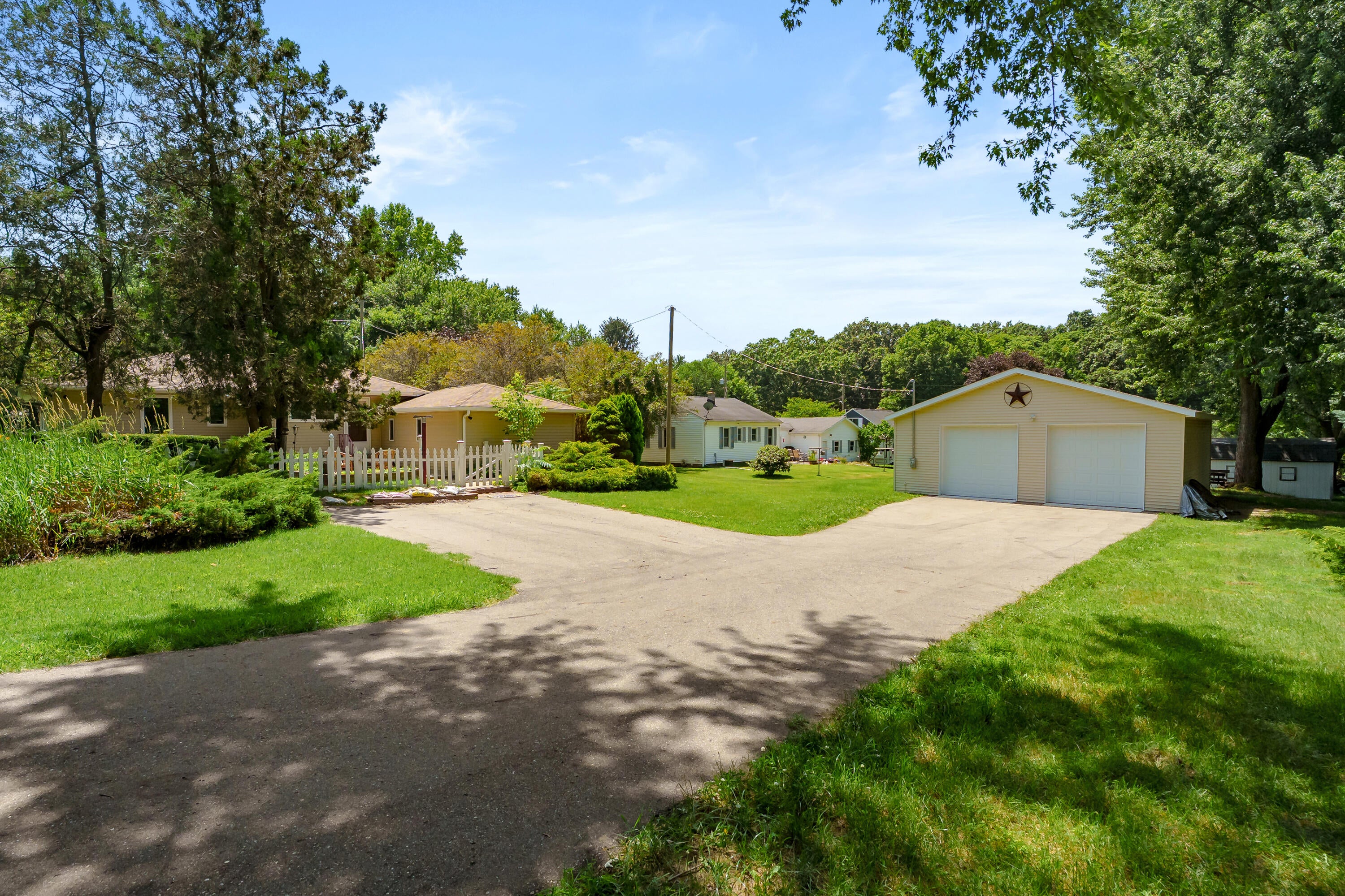 68334 Apple Lane