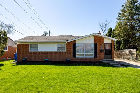 350 Hollywood Drive Saline City MI 48176