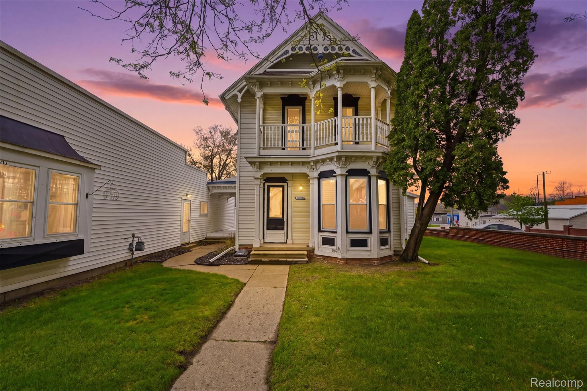 26249 E Huron River Drive