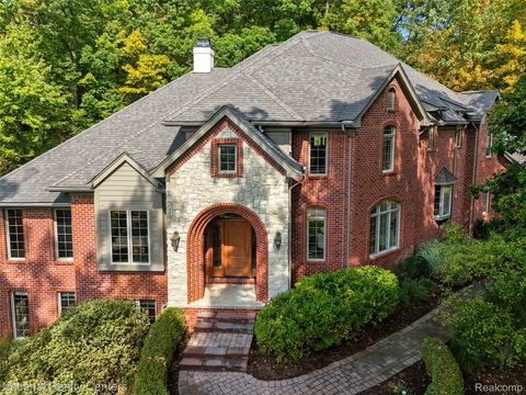 Photo of 5010 Forest Valley Drive, Independence Charter Township, MI 48348 (MLS # 20261012080)