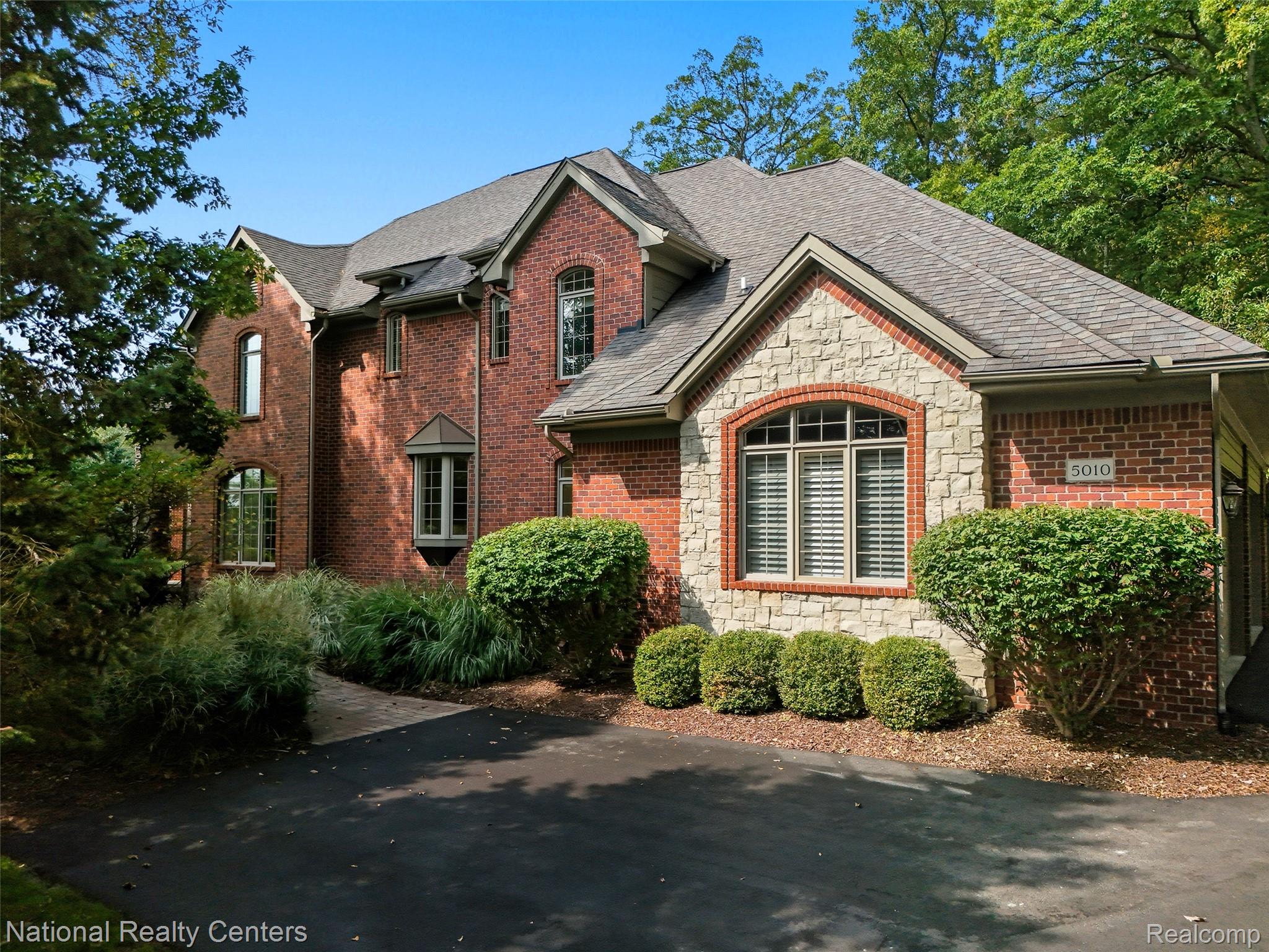 5010 Forest Valley Drive