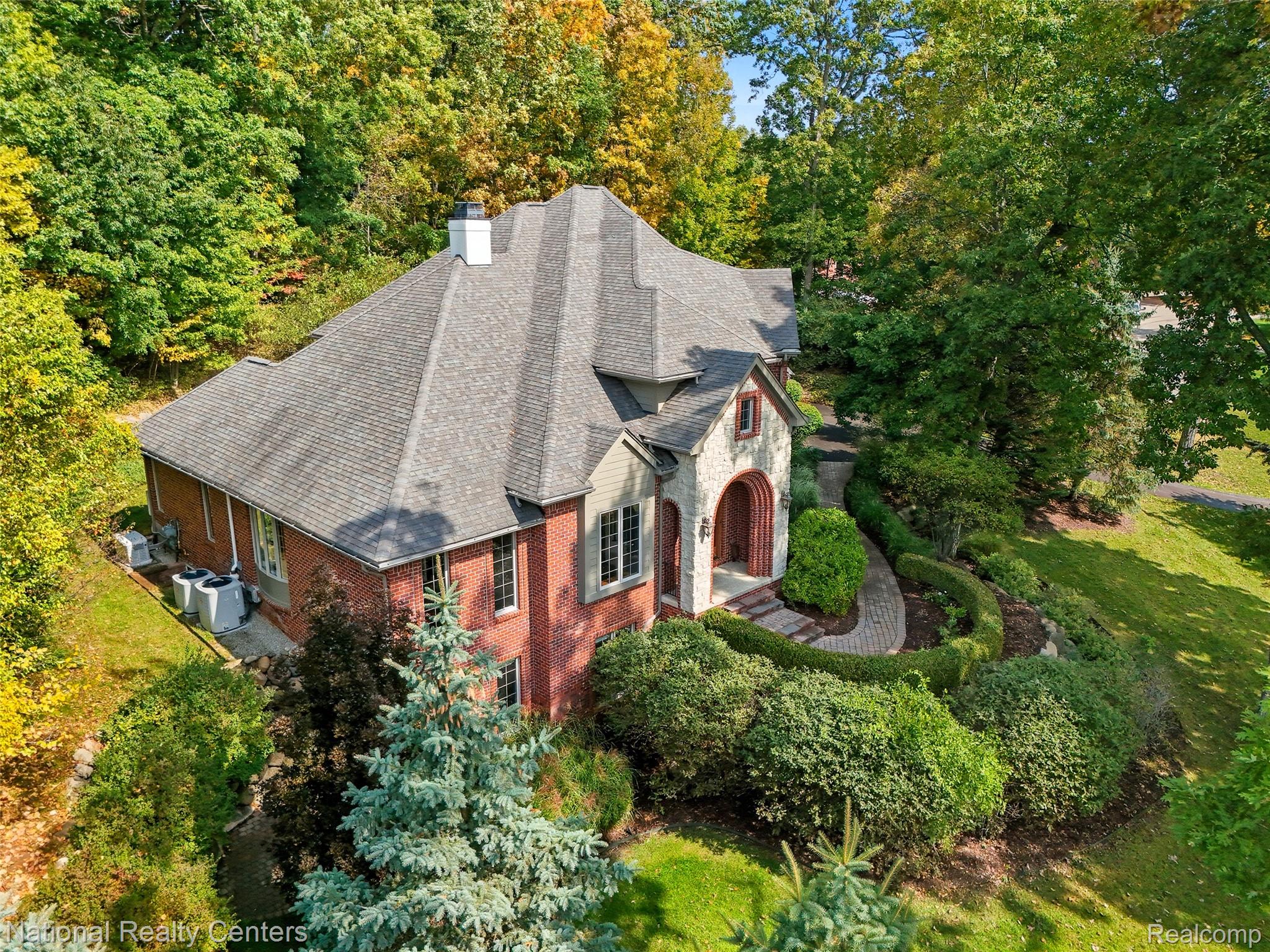 5010 Forest Valley Drive