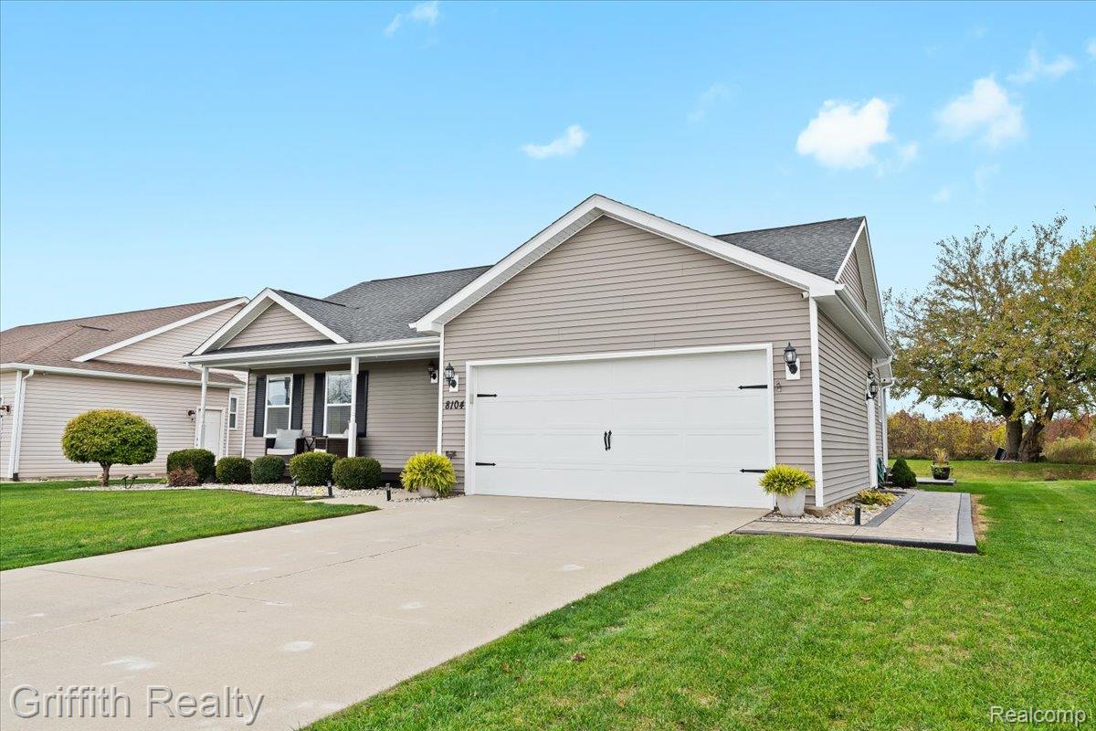 8104 Eagle Ridge Lane