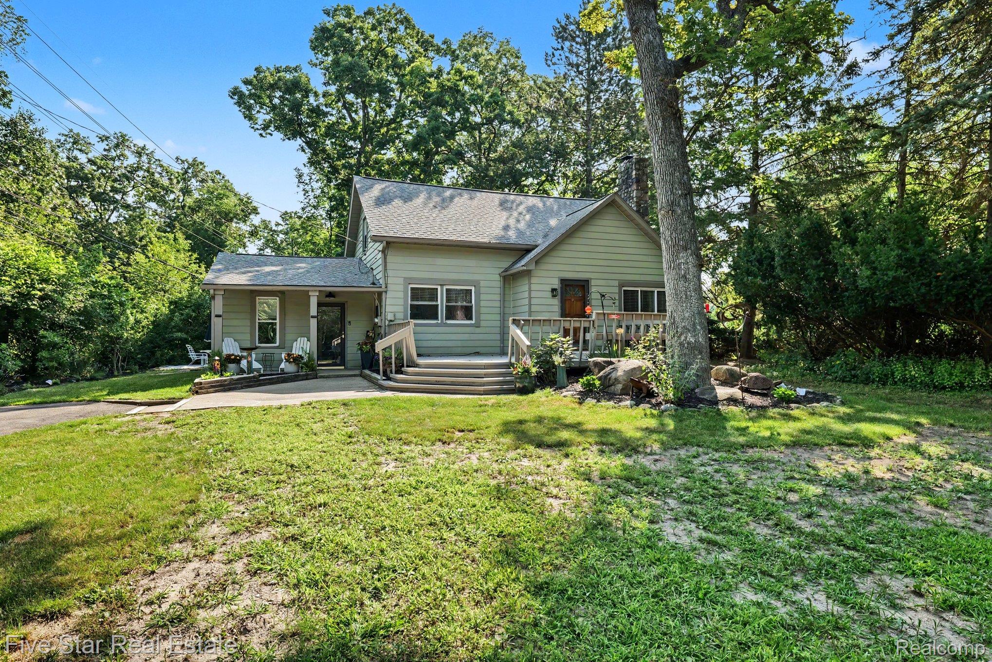 6700 Pontiac Trail Road
