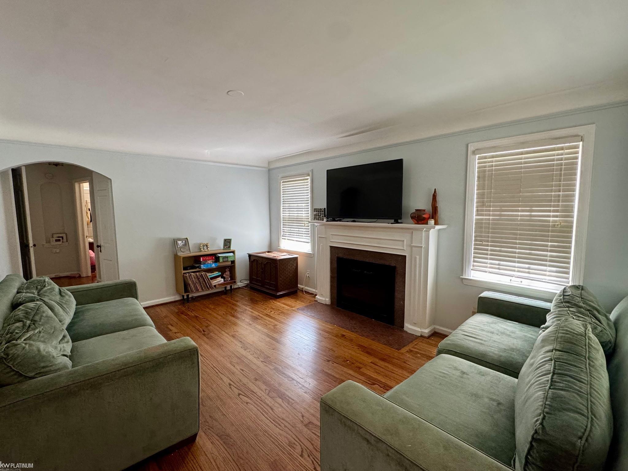 1120 Vernier Road