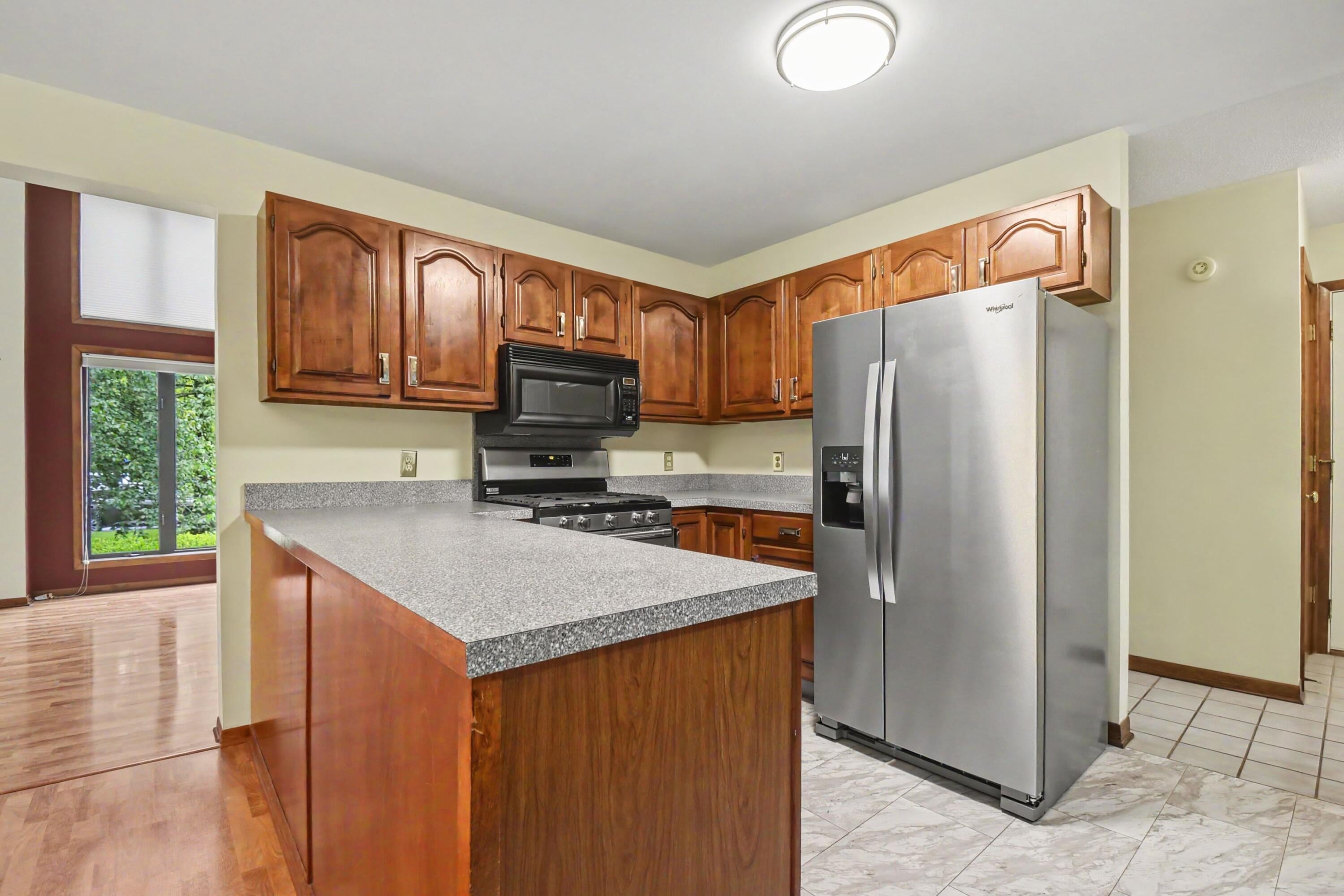 6039 Arroyo Vista Drive NE