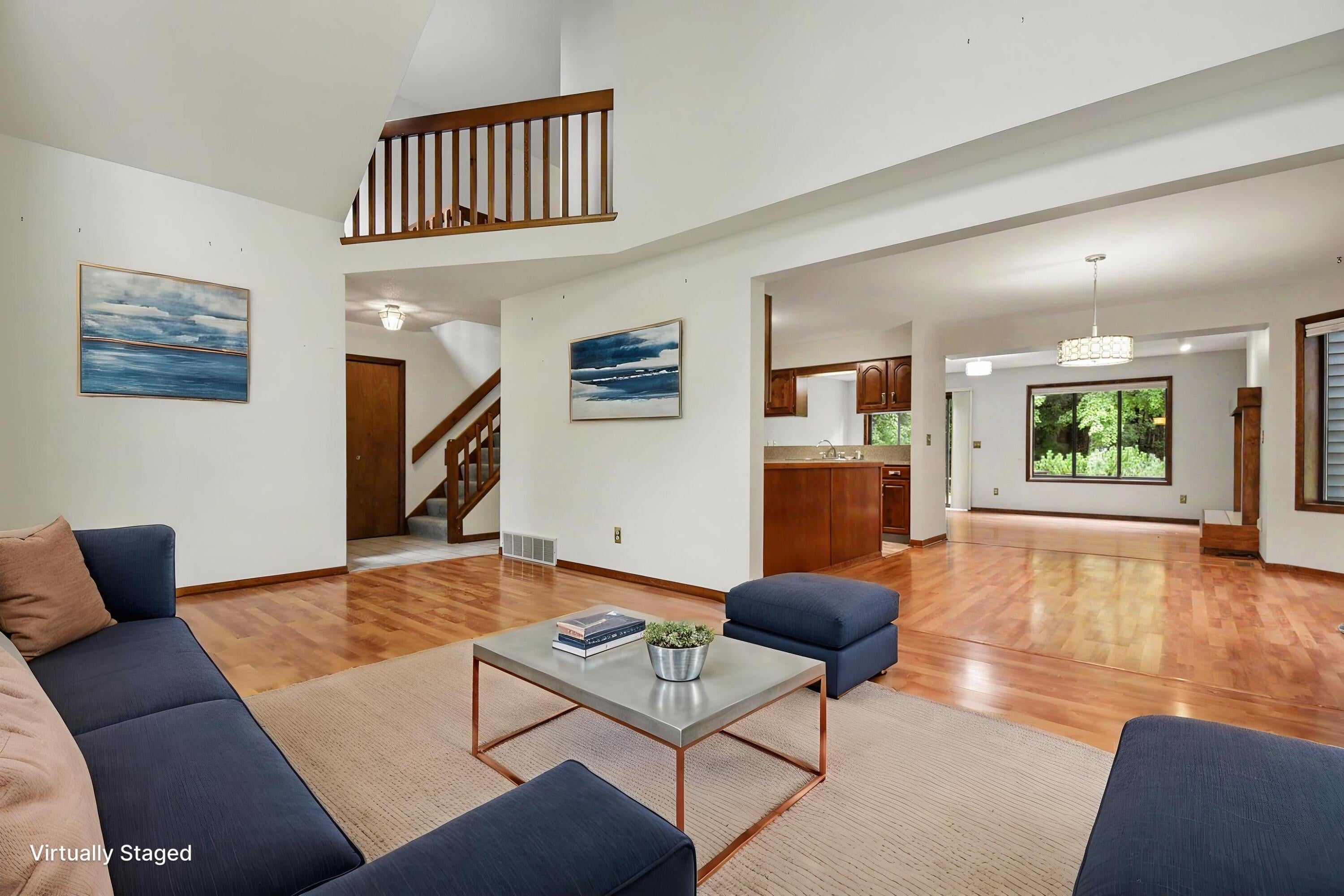 6039 Arroyo Vista Drive NE