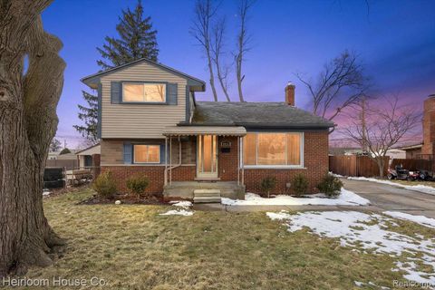 Photo of 8915 Sioux, Redford Charter Township, MI 48239 (MLS # 20261009744)