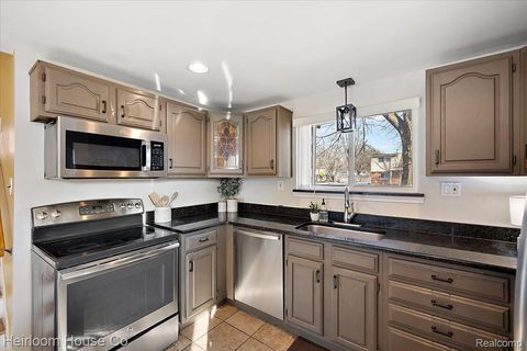 Tiny photo for 8915 Sioux, Redford Charter Township, MI 48239 (MLS # 20261009744)