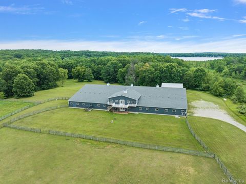 12700 Shaffer Road Springfield Charter Township MI 48350