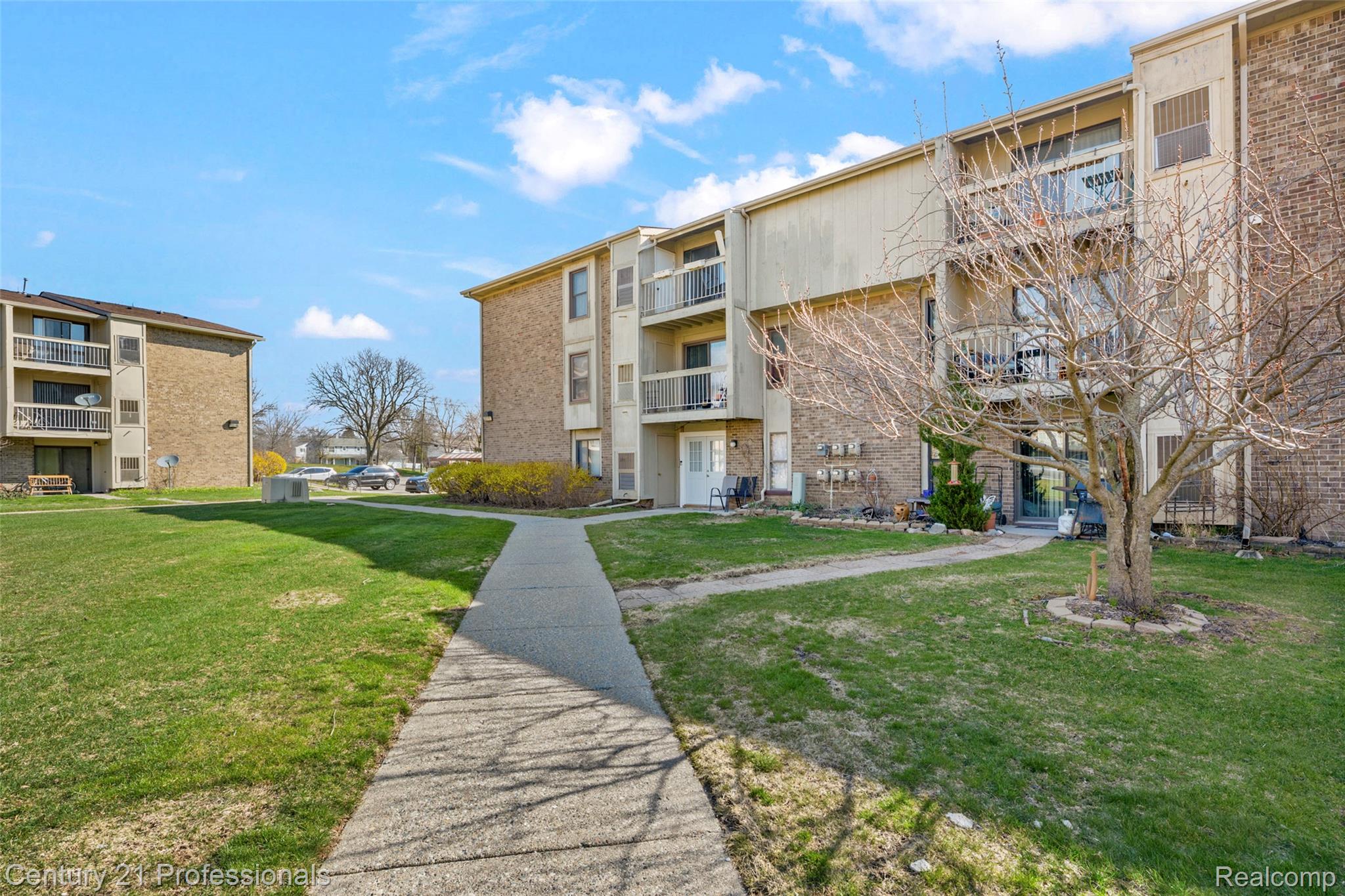 30515 W 14 Mile Road 26