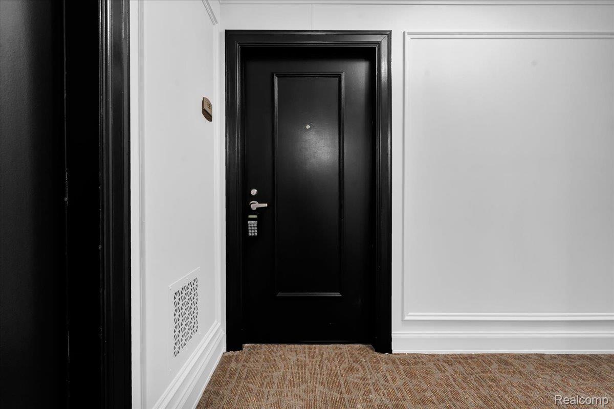 525 W LAFAYETTE Boulevard 12E