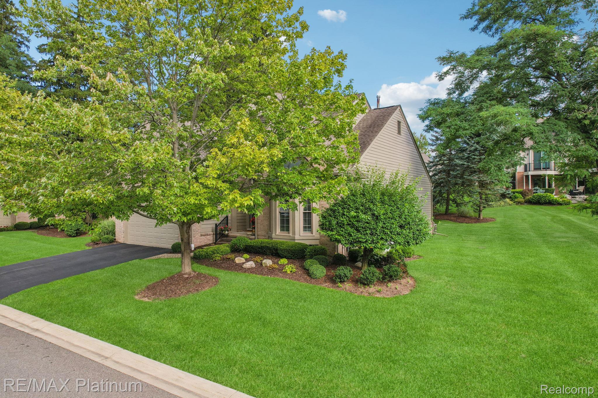 4663 Huntington Drive