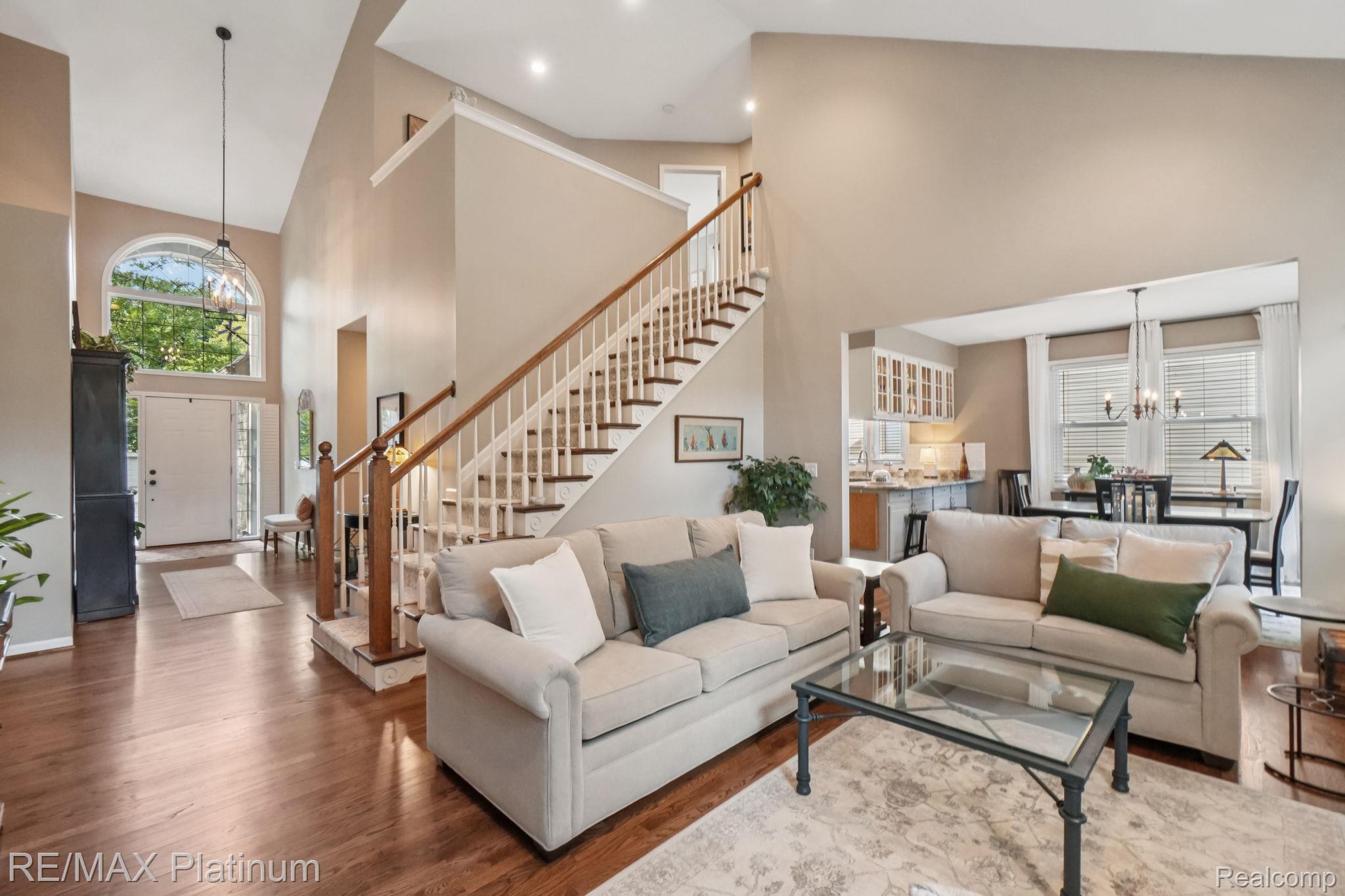 4663 Huntington Drive