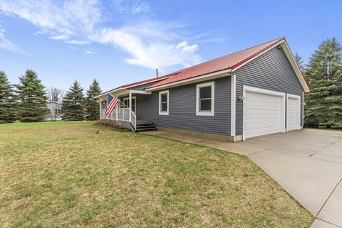 Photo of 5340 S 45 1/2, Haring Charter Township, MI 49601 (MLS # 67026016373)