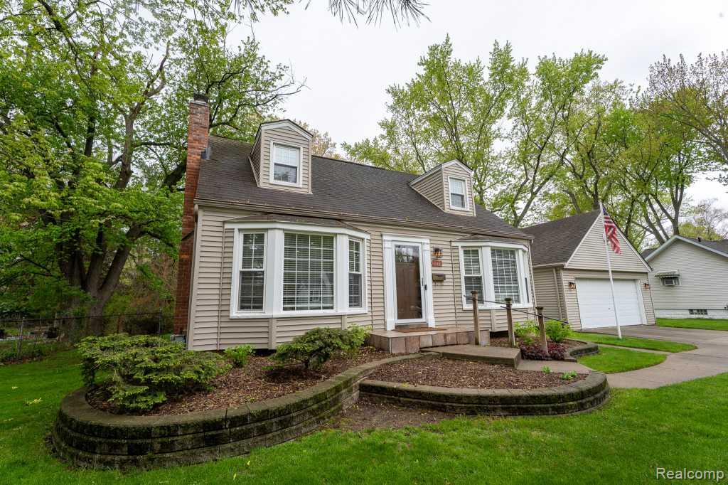 244 Gladwin Avenue