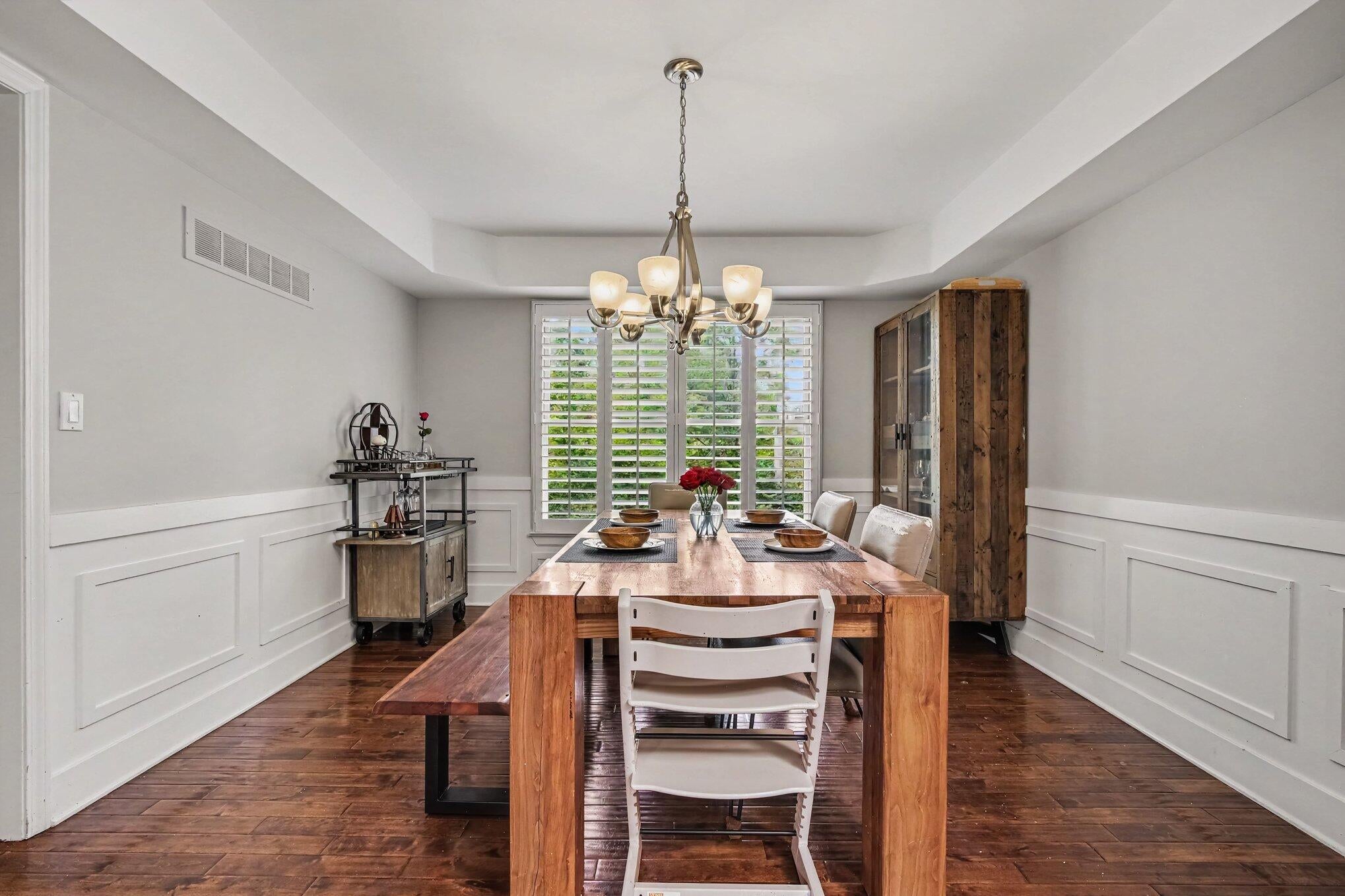 3089 N Foxridge Court