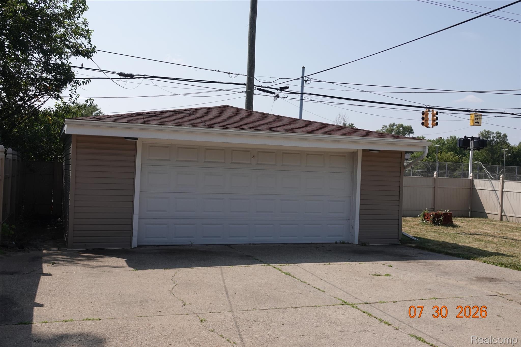 92 E Grand