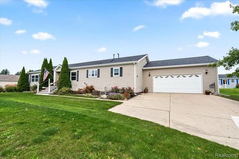 11811 WILLOWAY Green Oak Township Livingston MI 48178
