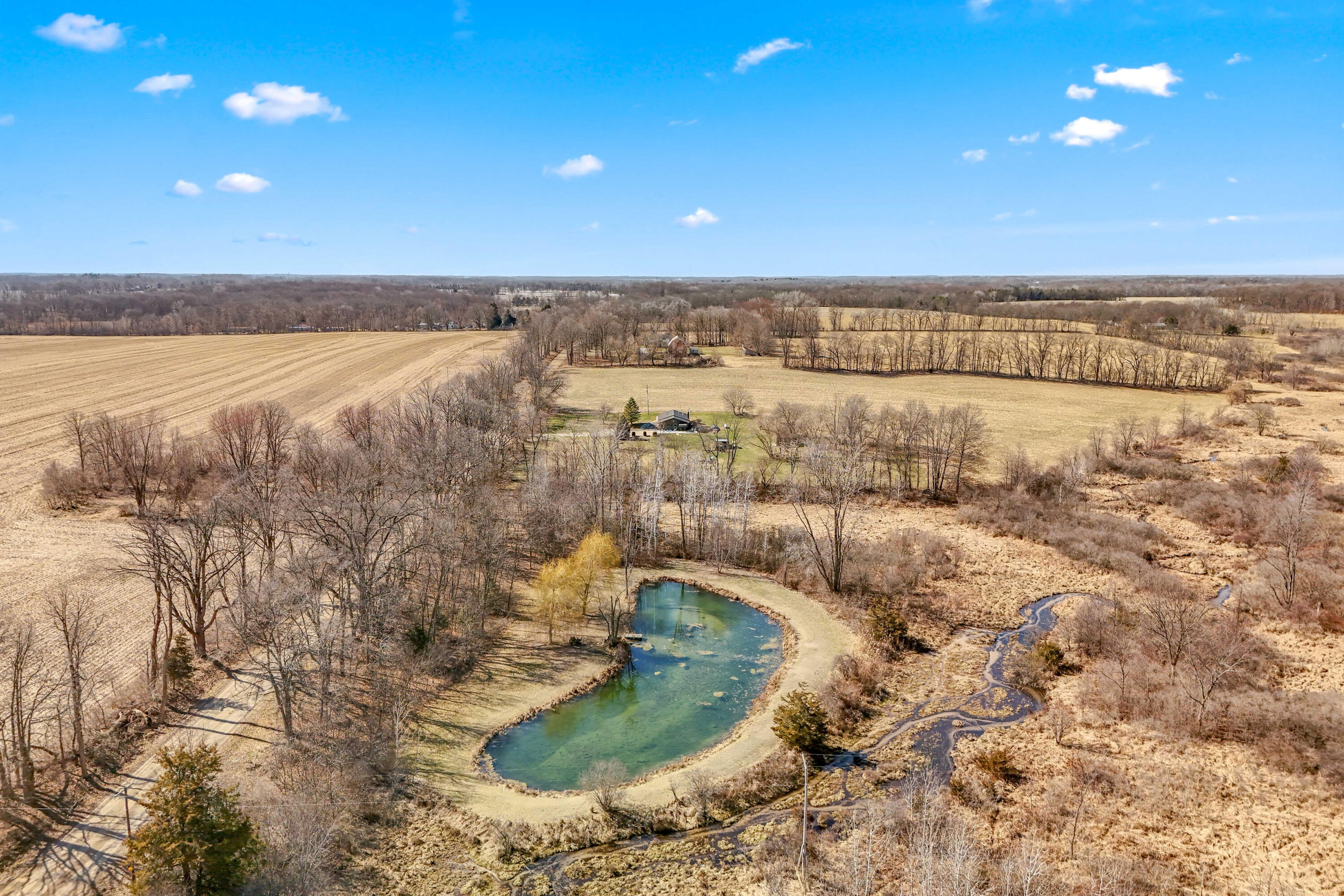 3250 W Hastings Lake Road