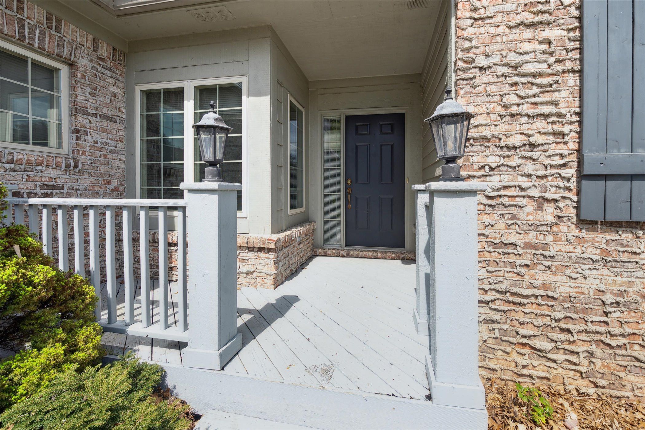 4656 VILLA FRANCE Drive