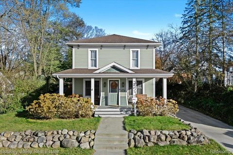 116 Leith Street Brighton City MI 48116