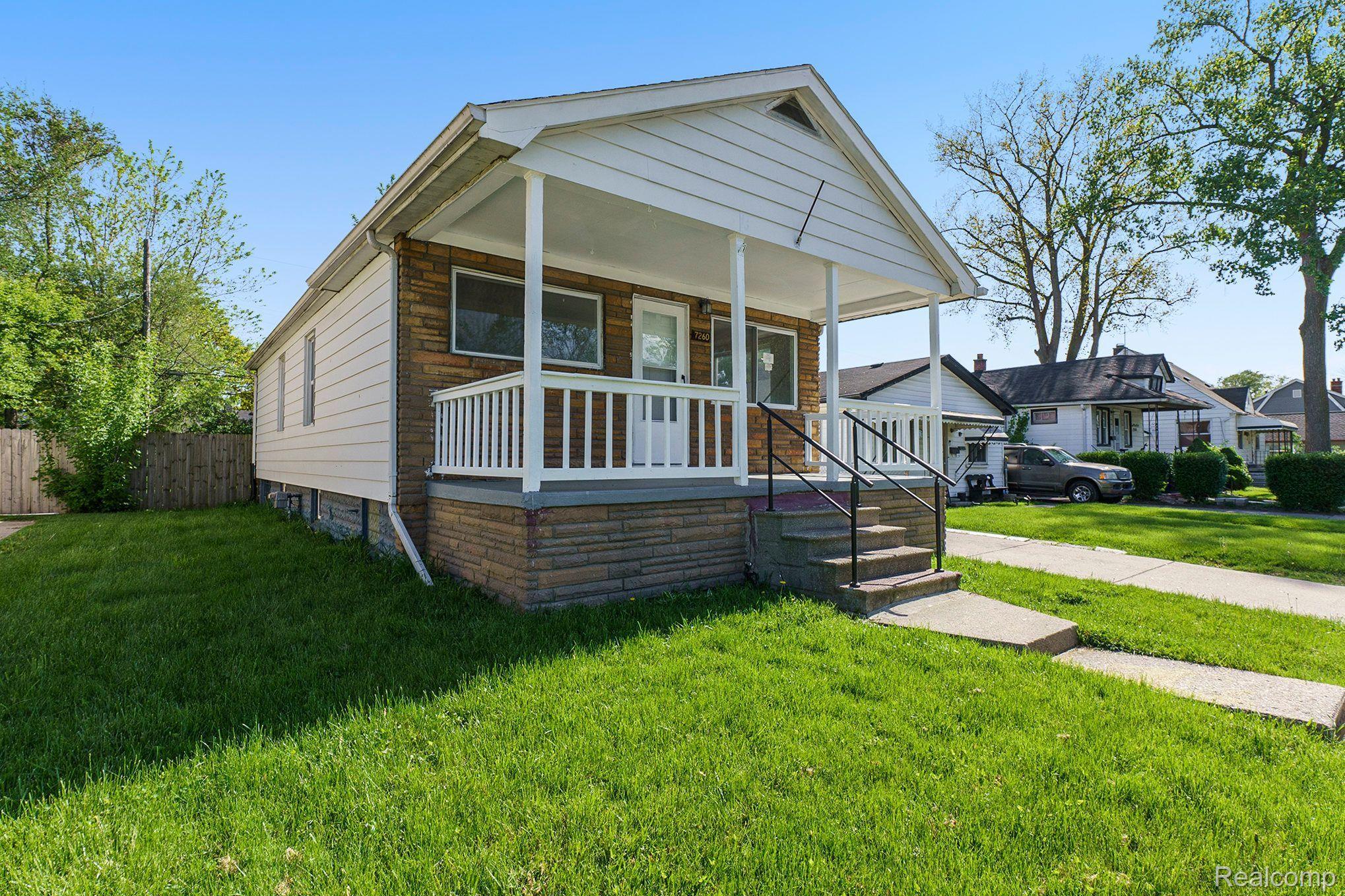 7260 CADILLAC Avenue