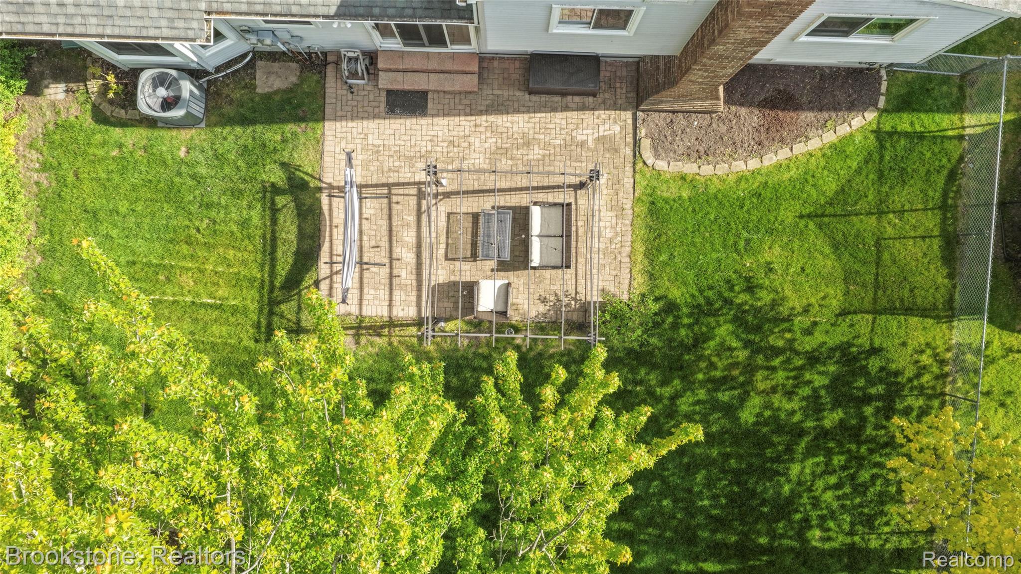 42088 Greenwood
