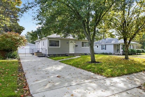 Tiny photo for 29715 Walnut Street, Flat Rock City, MI 48134 (MLS # 20261082980)