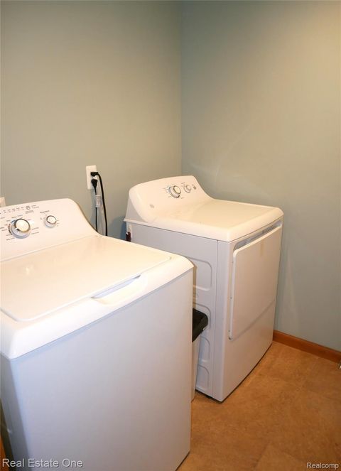 Tiny photo for 12704 Beresford Drive, Sterling Heights City, MI 48313 (MLS # 20261010023)