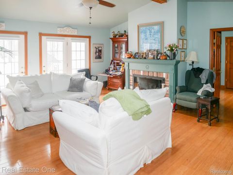 Tiny photo for 12704 Beresford Drive, Sterling Heights City, MI 48313 (MLS # 20261010023)