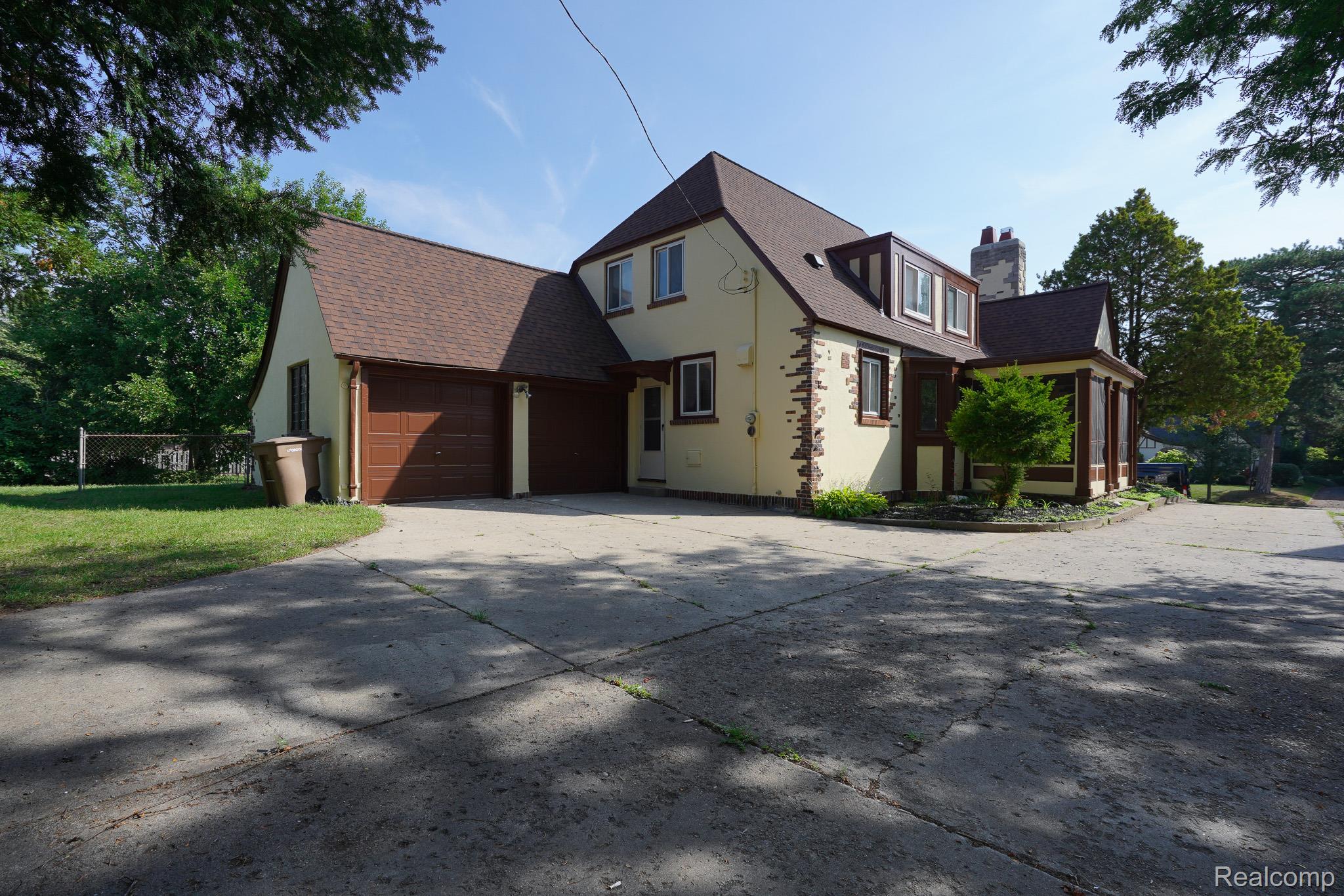 260 Cherokee Road