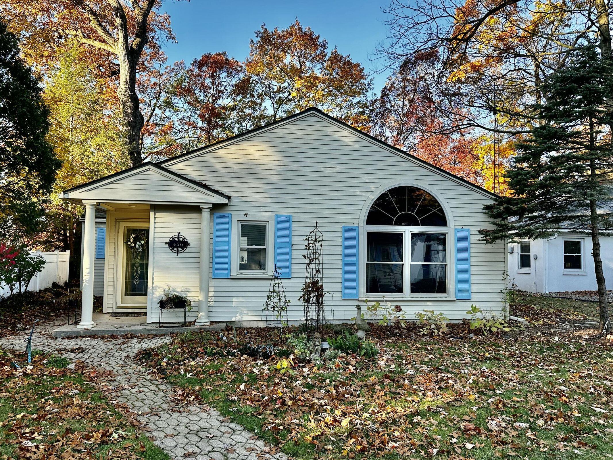 456 E Gull Lake Drive