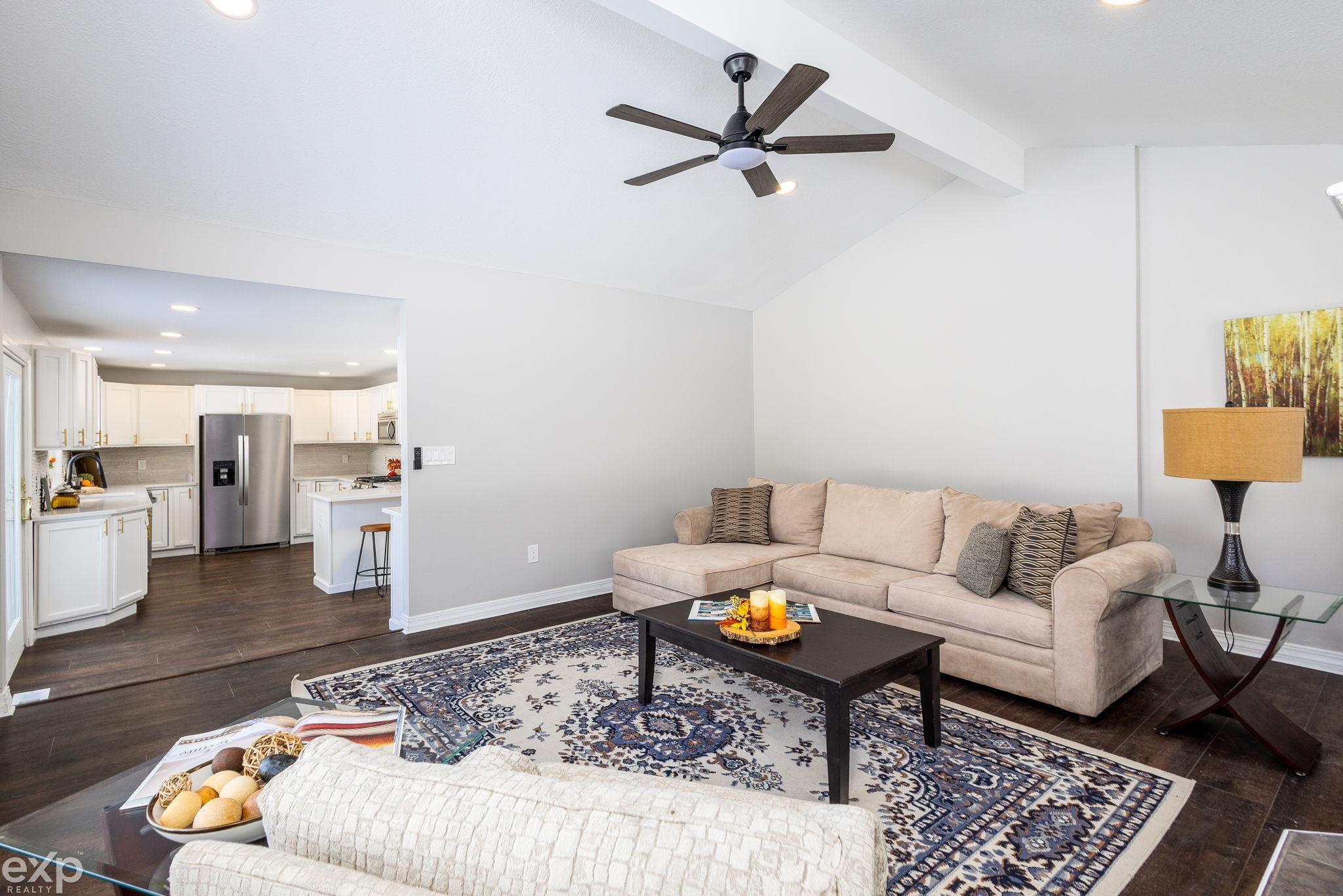 716 Commercial Street