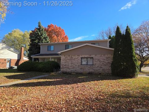 3960 Kings Point Drive Troy City MI 48083