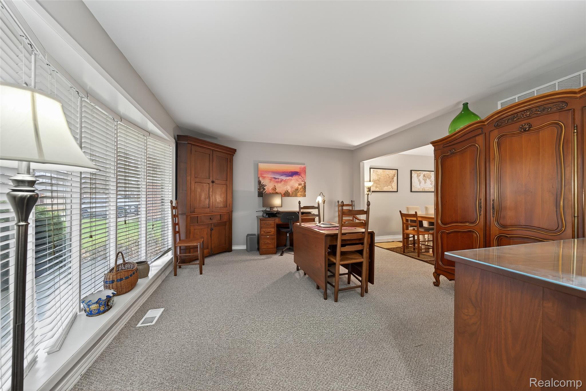 Troy, Michigan 48083, United States, 4 Bedrooms Bedrooms, ,3 BathroomsBathrooms,Residential,Active,248371