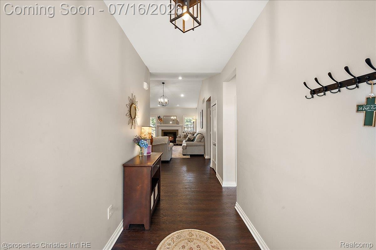 3181 Ivy Lane