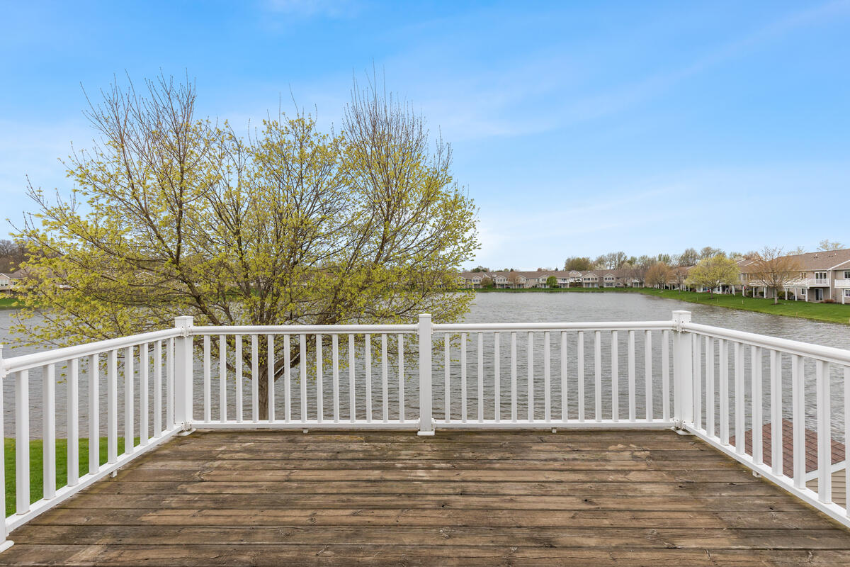 7035 Baltic Drive SW