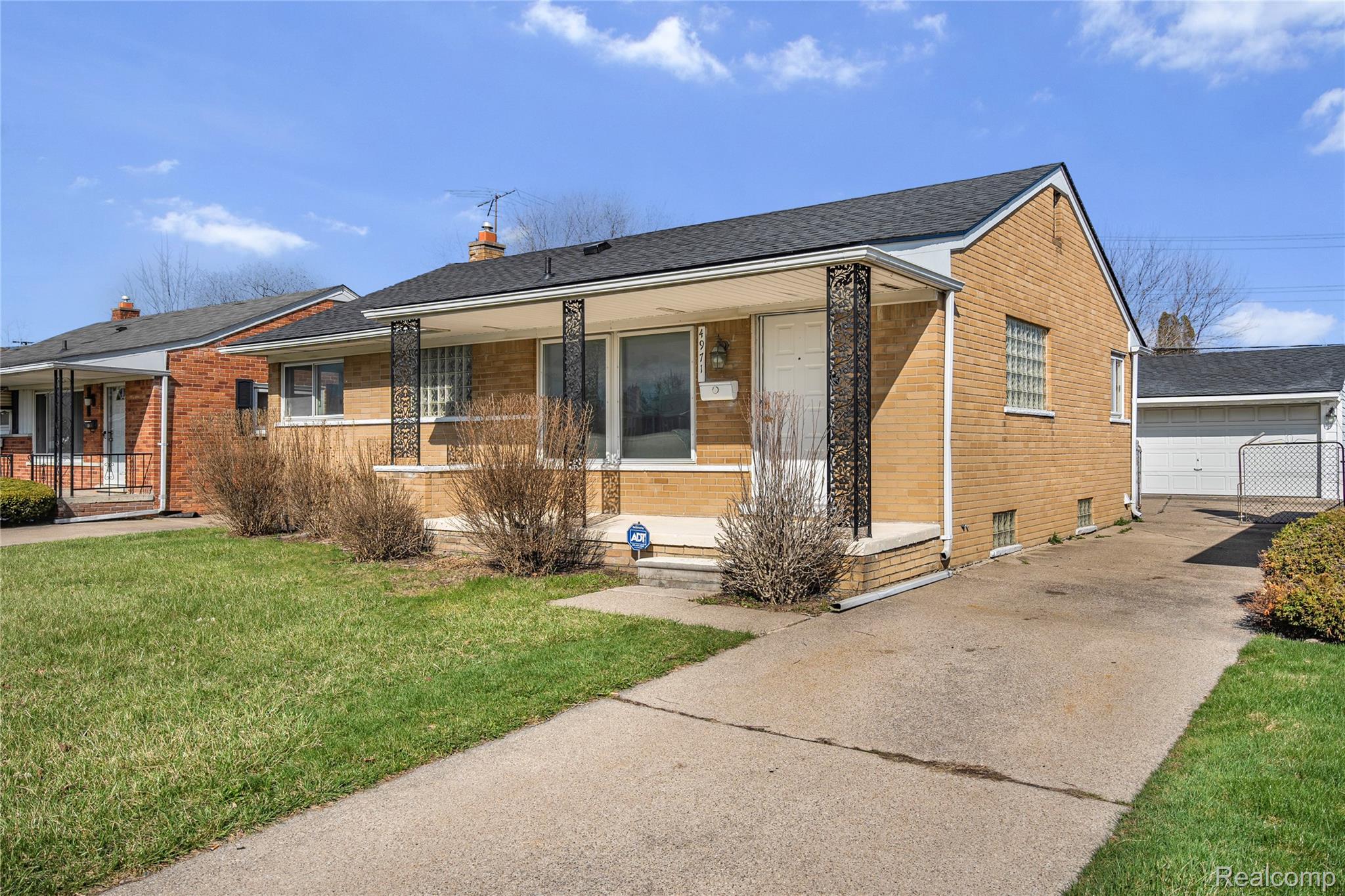 4971 Julius Boulevard