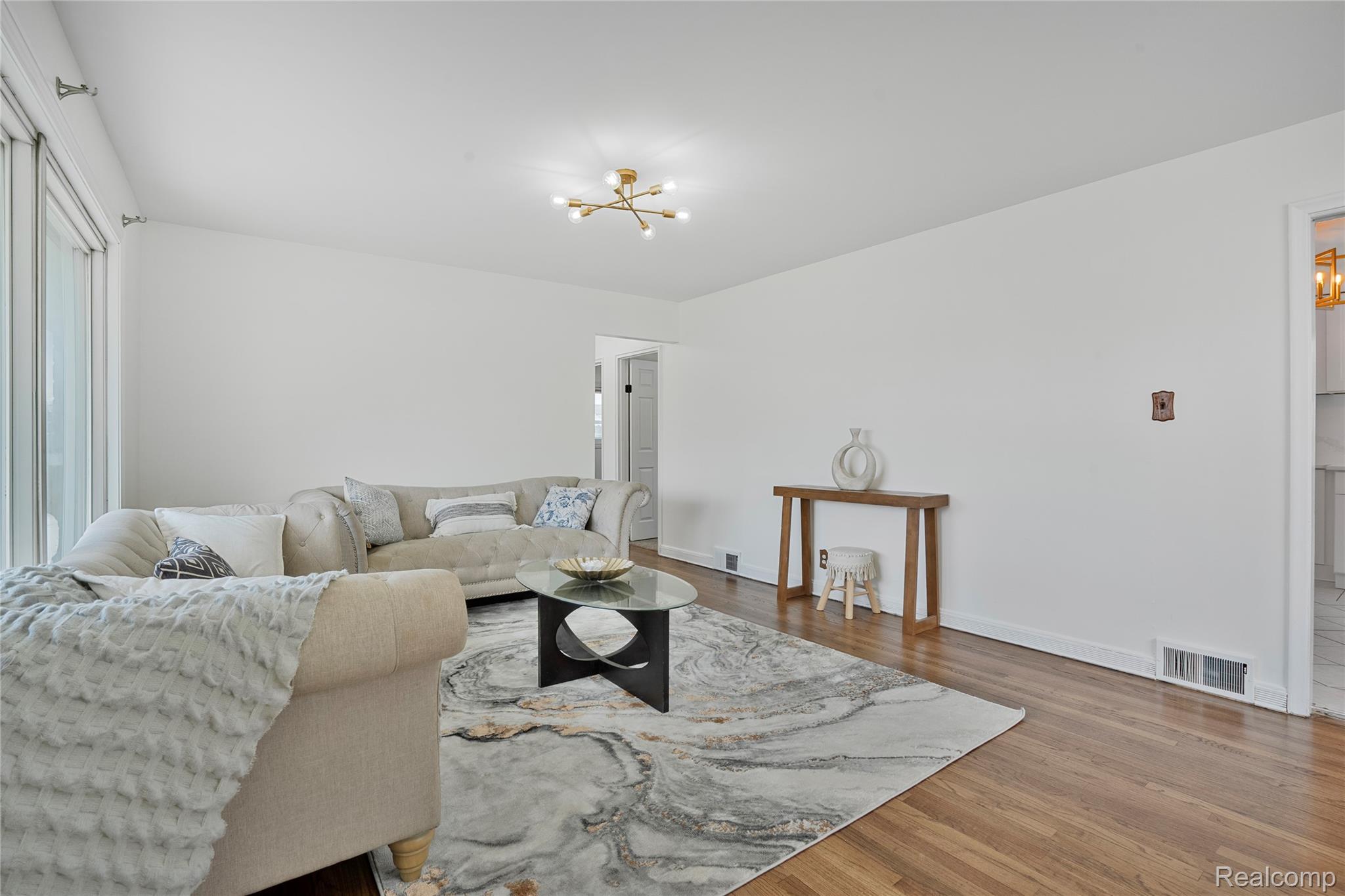 4971 Julius Boulevard