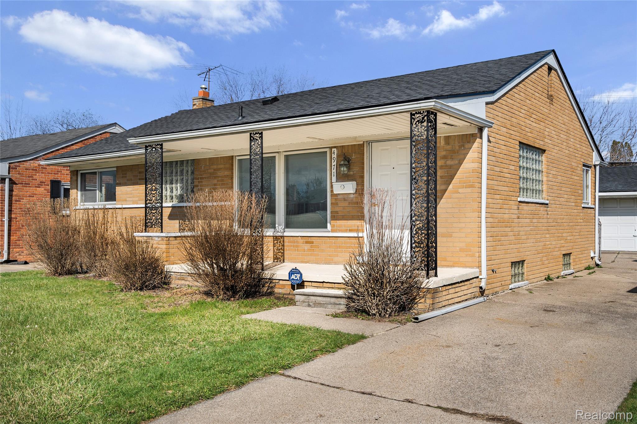 4971 Julius Boulevard