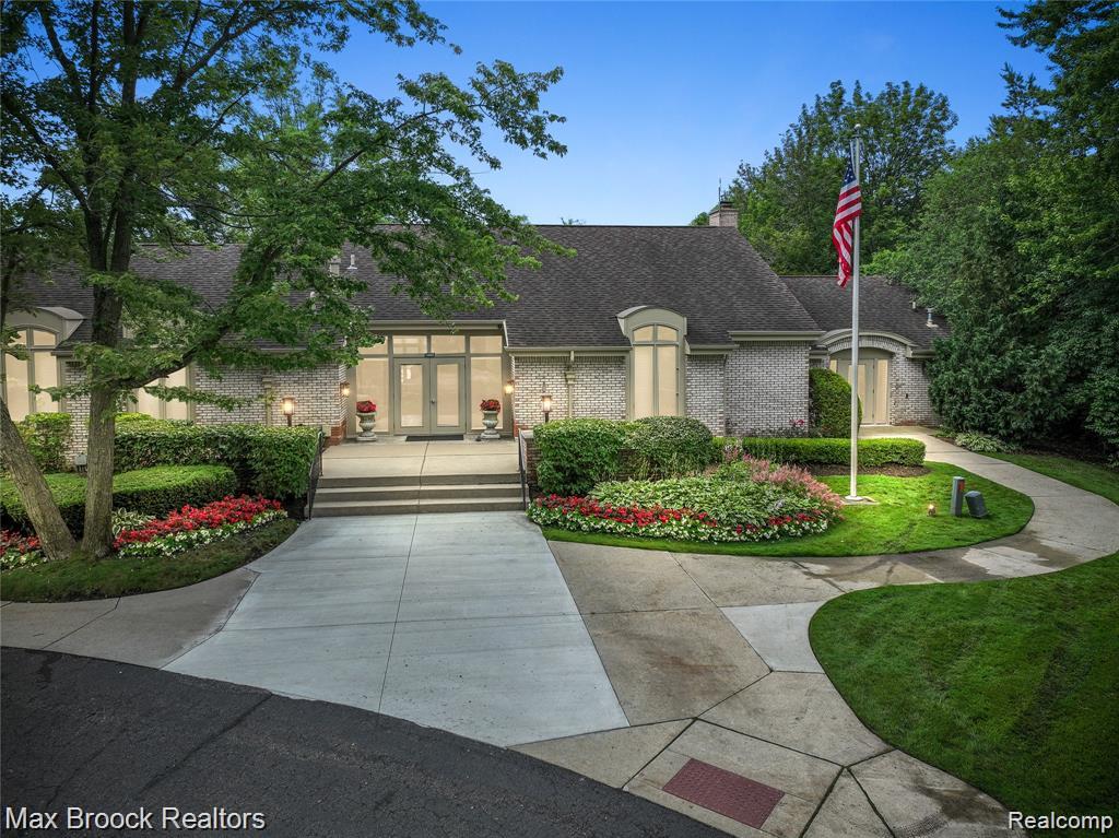 1360 Bramblebush Run